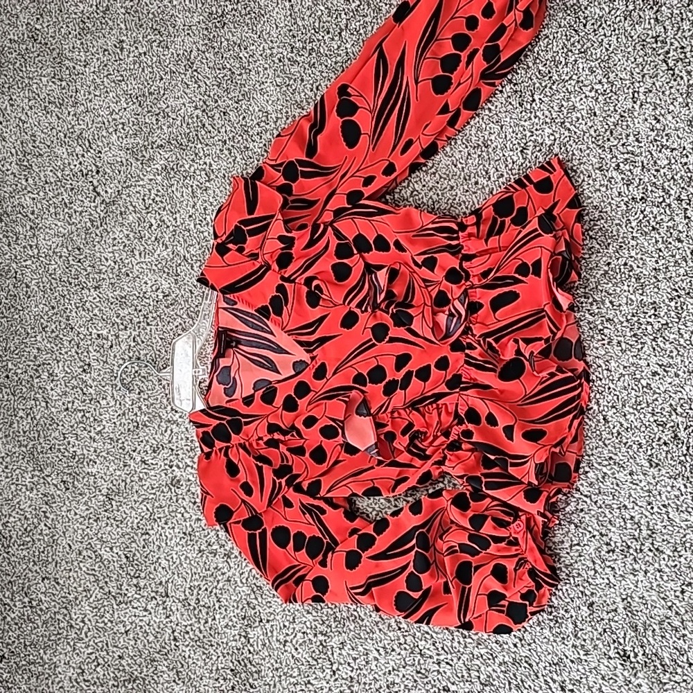 WHO WHAT WEAR top